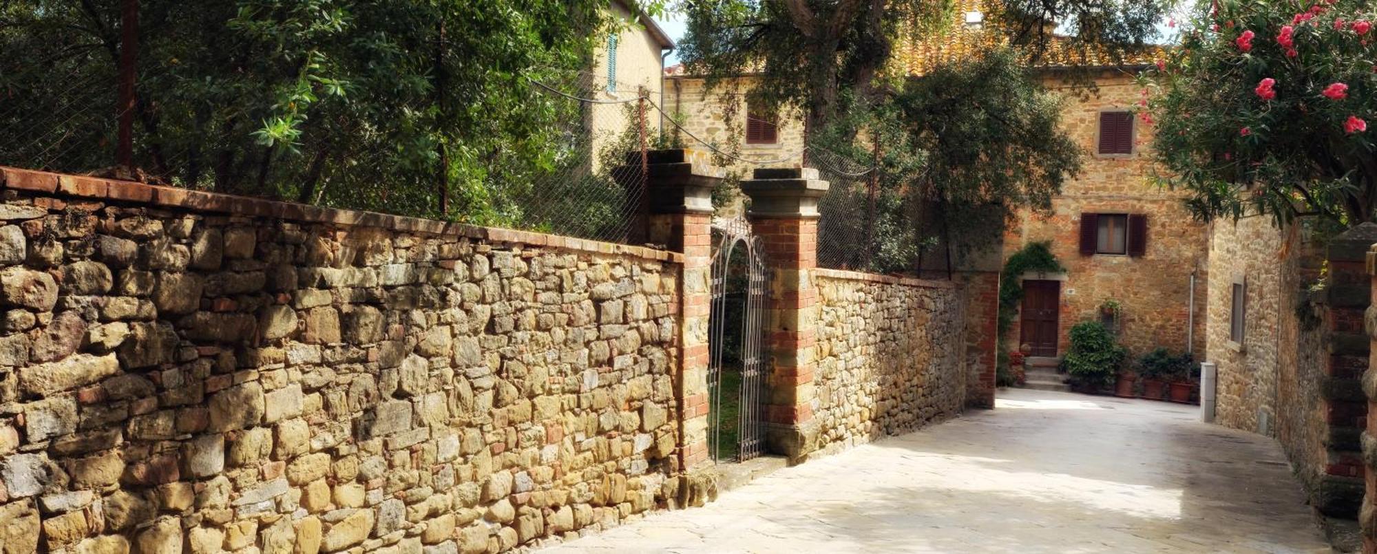 לינה וארוחת בוקר צ'יביטלה אין ואל די קיאנה Fondaco Del Moro מראה חיצוני תמונה